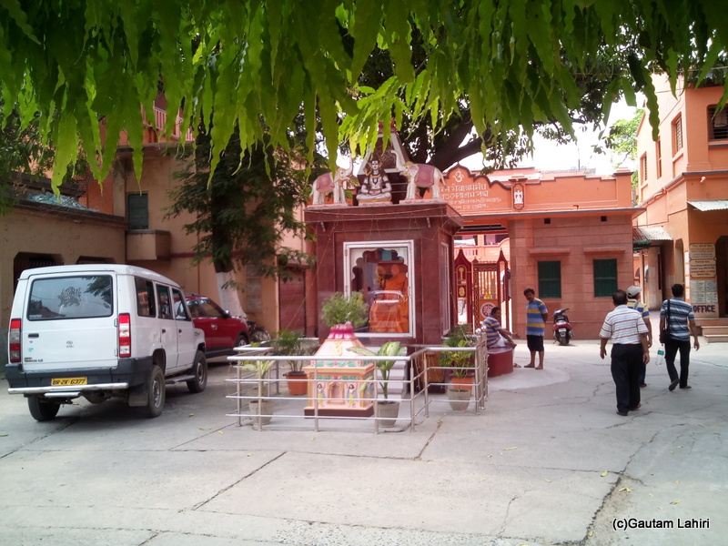 At Gaya, The BSS entrance had parking place for the visitors to park their vehicles. A small passage on the right let everyone enter the main complex by Gautam Lahiri