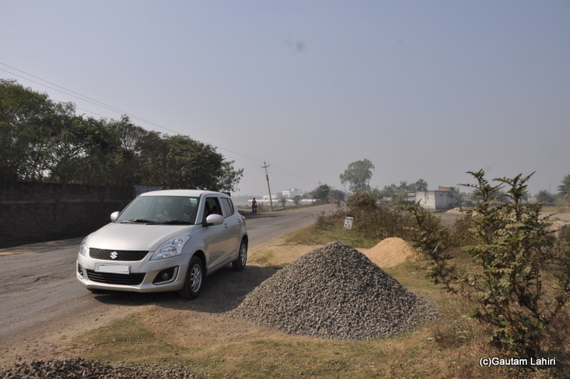 Bad road from Kolkata to Chandraketugarh, taken by Gautam Lahiri