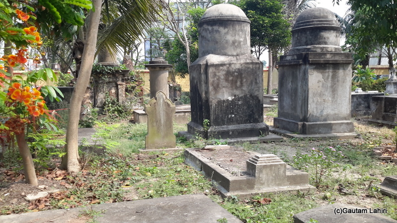 The grave of a fallen soldier in Chandannagar by Gautam Lahiri