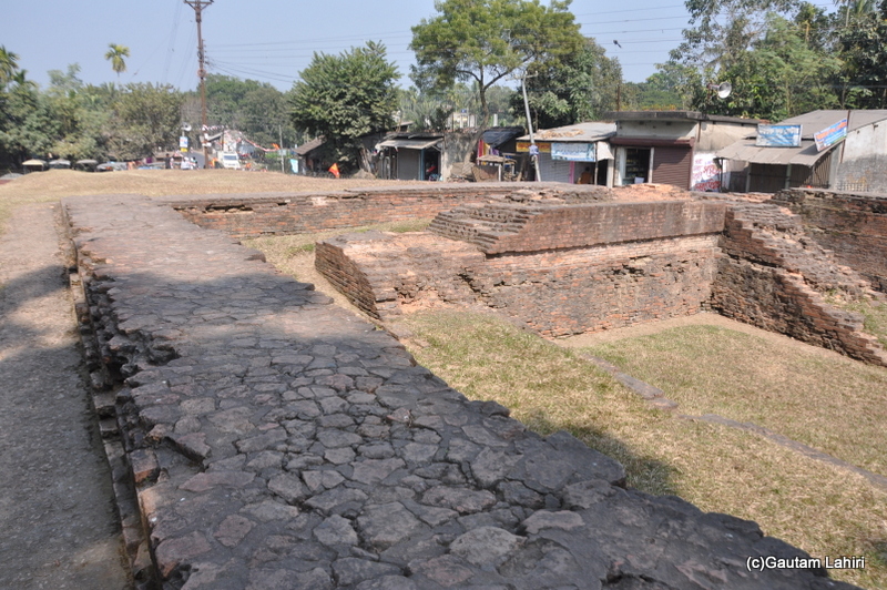 Ancient relics at Chandraketugarh, taken by Gautam Lahiri