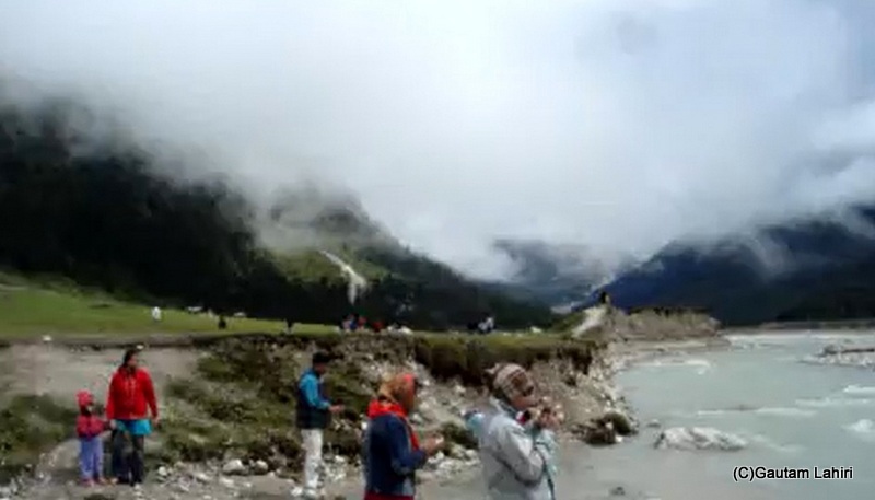 The Lachung river flowing through the Yumthang valley, Sikkim, India.