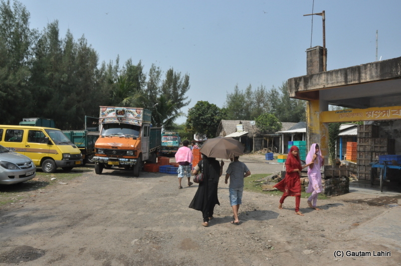 Frasergunj, Bakkhali beach, West Bengal, India near Bay of Bengal by Gautam Lahiri