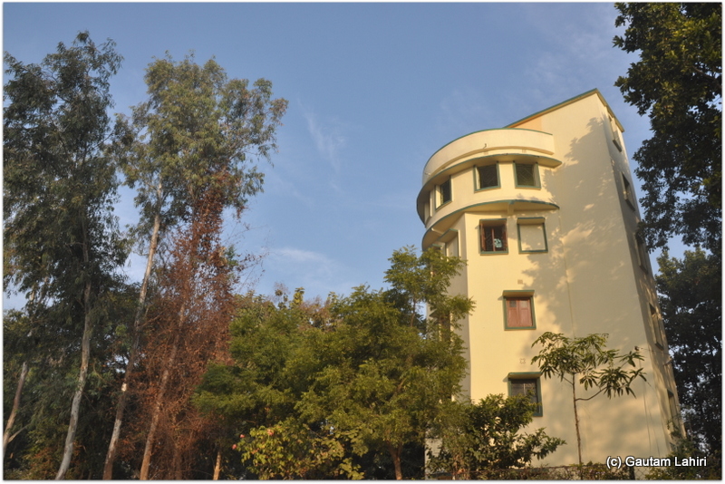 A watchtower and circuit house, rolled into one stood tall and slender at Joypur forest, Bankura by Gautam Lahiri