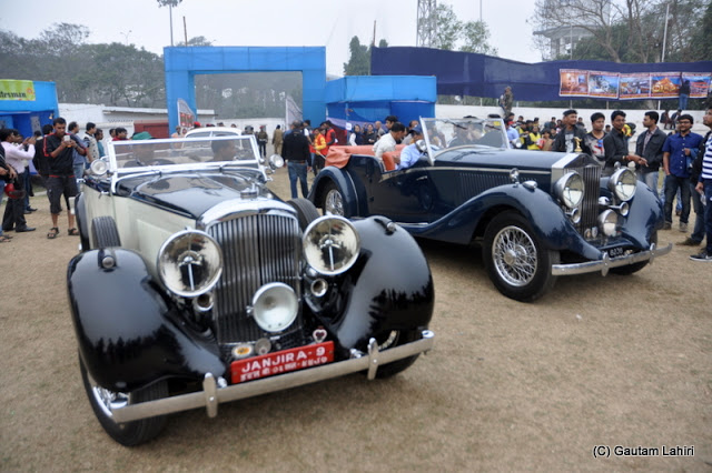 My senses were numb when I saw these two vintage cars - exquisitely designed, every bit resonating brilliant design and elegance - a 1938 Rolls Royce, 4.3 liters, and 1935 Bentley, 3.5 liter  at Kolkata, West Bengal, India by Gautam Lahiri