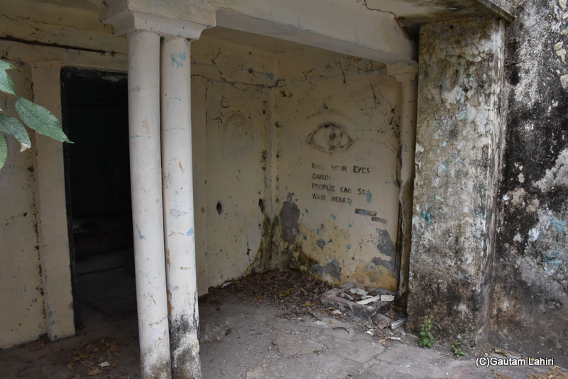 Graffiti and broken walls, of the students, Chaurasia Kutiya, Rishikesh by gautam lahiri