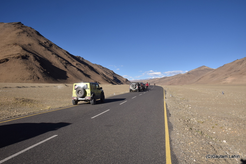 Ladakh Expedition, about to climb the Gata Loops, in a Suzuki Jimny