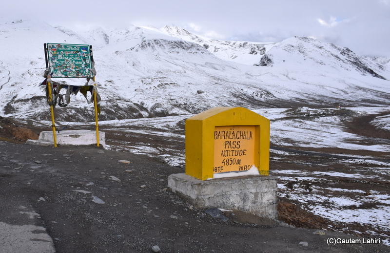Finally, we parked the SUV at this signpost. We had reached the Baralacha La pass by gautam lahiri