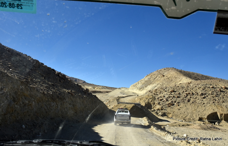 Jimny climbing the Ladakh hill by gautam lahiri