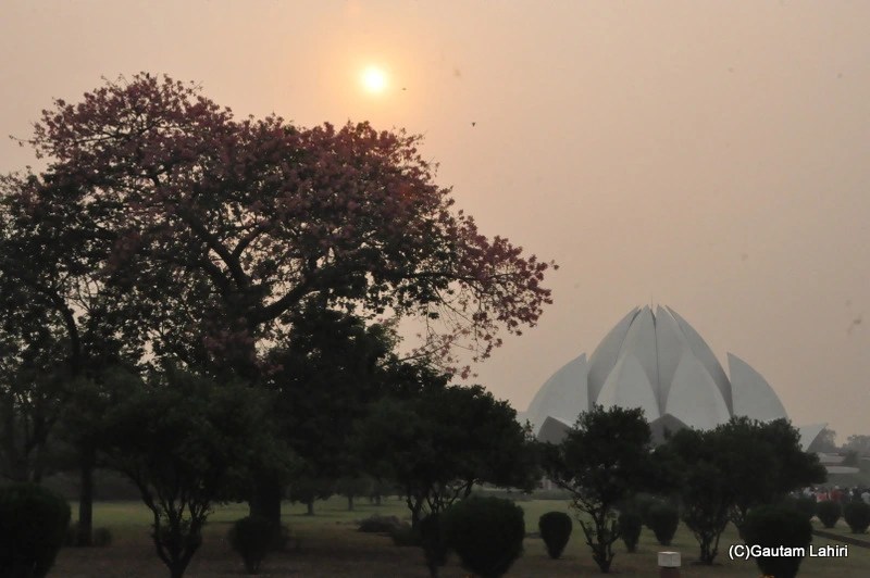 Baha’i (Lotus) Temple, New Delhi by gautam lahiri
