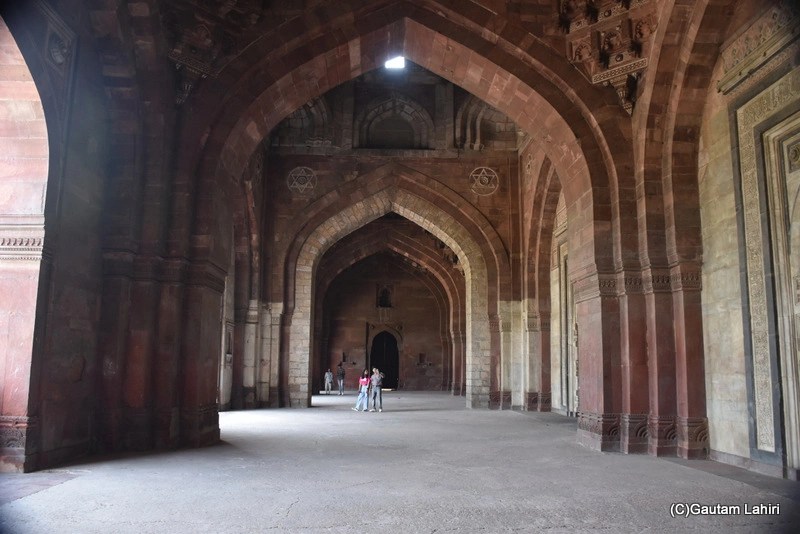 Qila-E-Kuhna Mosque, Puran Qila or fort New Delhi by gautam lahiri