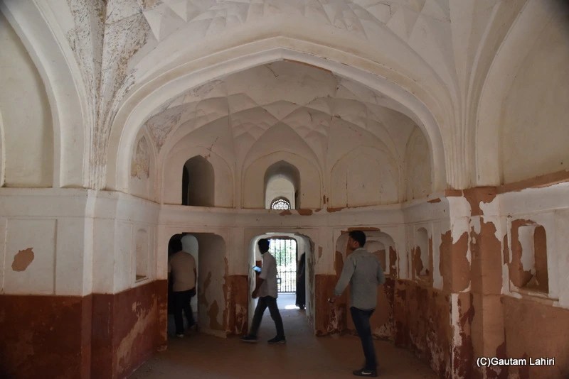 Sunderwala Mahal at Sunder Nursery by gautam lahiri