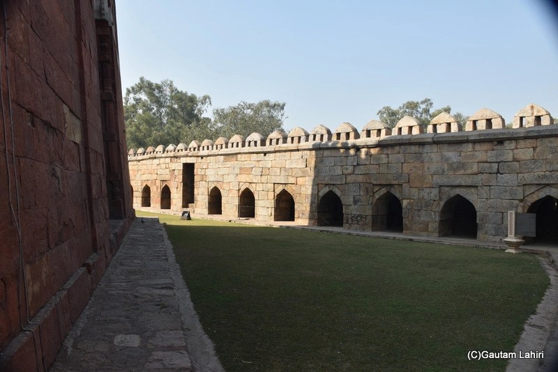 Ghiyasudin Tughlaq's tomb complex , New Delhi by gautam lahiri