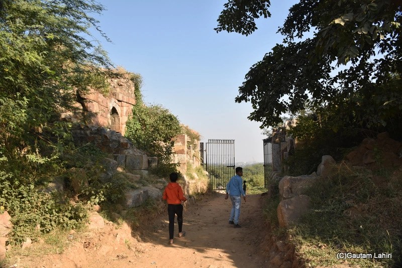 Adilabad Fort, near Tughlaqabad Fort in South Delhi by gautam lahiri
