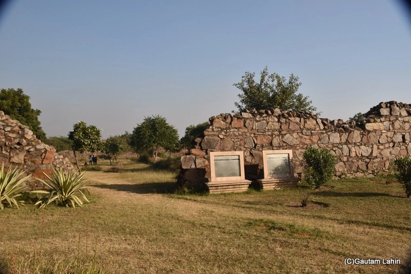 Adilabad Fort, near Tughlaqabad Fort in South Delhi by gautam lahiri